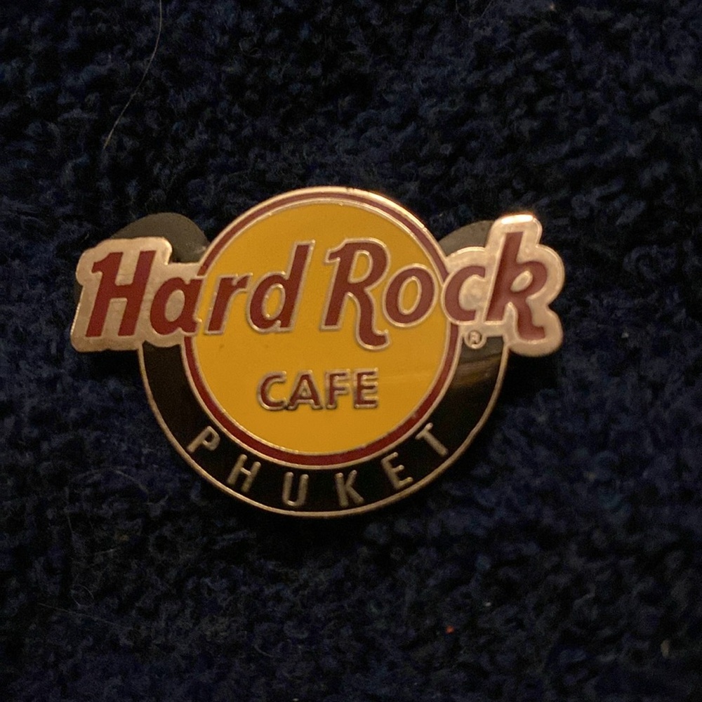2 pins - Picture 3 of 3
